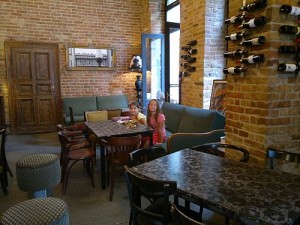 Amíg mi koktéloztunk, addig a Nők rajzoltak